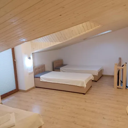 Quer Jacuzzi I Sauna * Banska Nizna