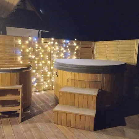 Quer Jacuzzi I Sauna