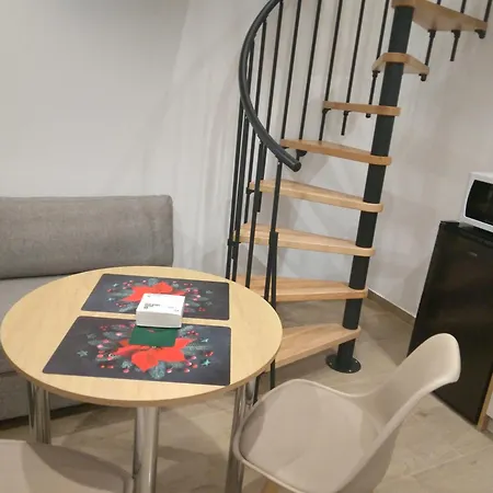 Quer Jacuzzi I Sauna Apartment Banska Nizna