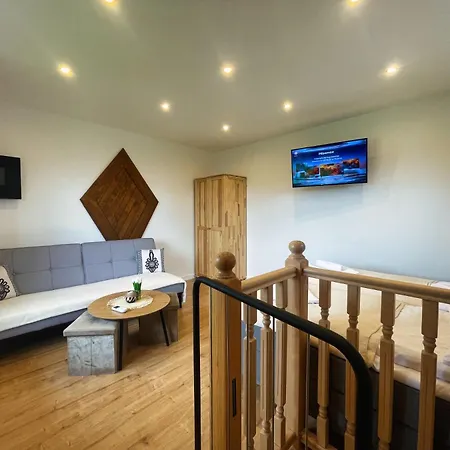 Quer Jacuzzi I Sauna Apartment Banska Nizna
