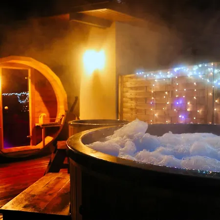 Quer Jacuzzi I Sauna *